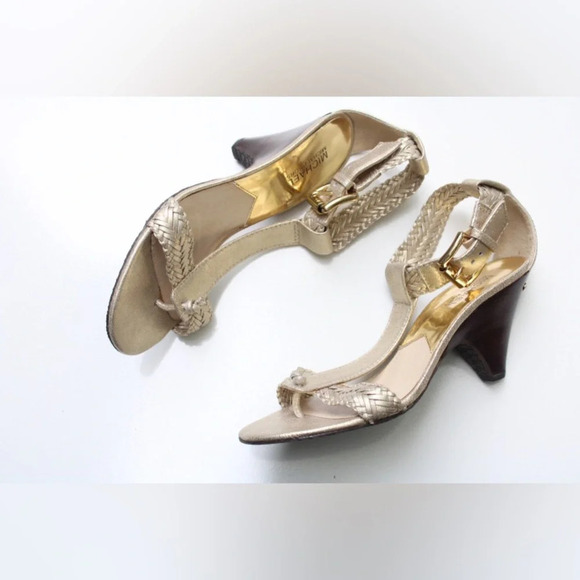 Michael Kors T strap heeled sandals - Picture 9 of 14